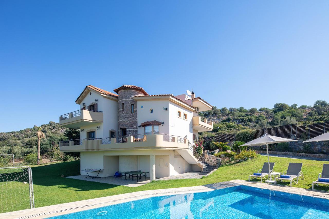 Villa Sevdas Perama  Экстерьер фото