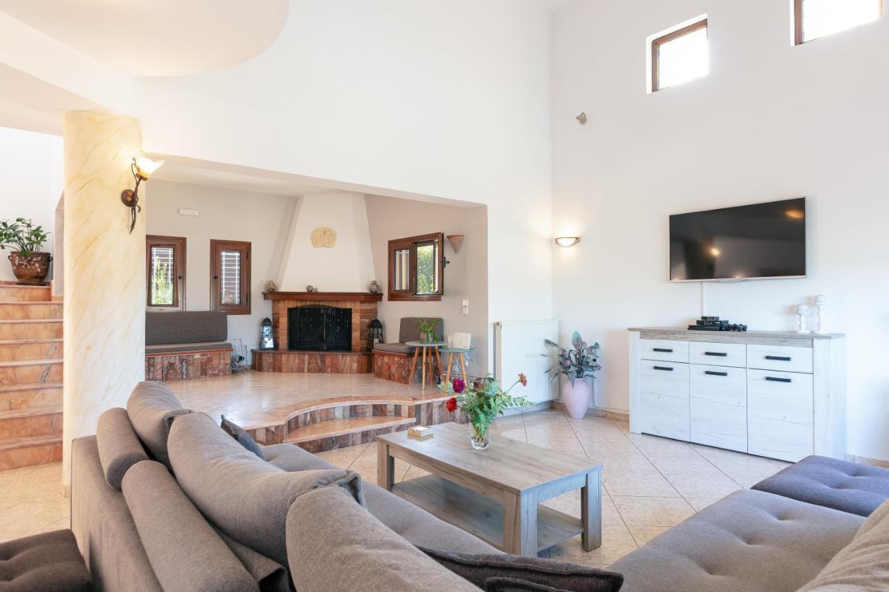 Villa Sevdas Perama  Экстерьер фото