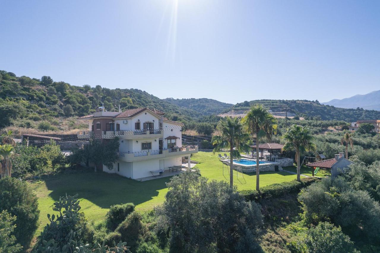 Villa Sevdas Perama  Экстерьер фото